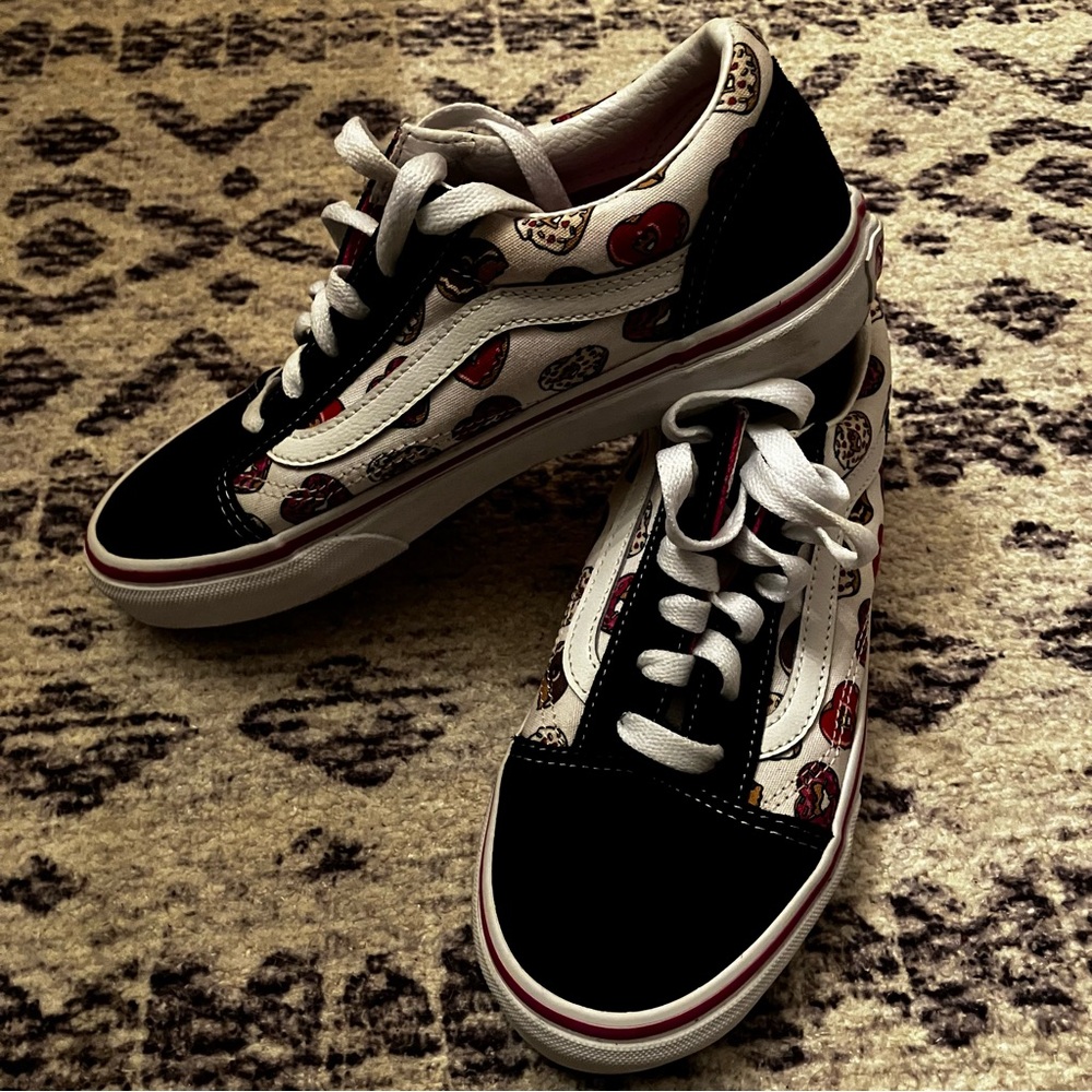 Girls Old Skool Vans EUC hardly worn